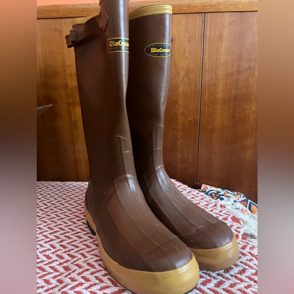 LaCrosse ZXT Guardsman 16 inch Rust. Steel shank. 100% waterproof